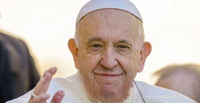 EXPLOZIA GLOBALISMULUI ȘI PAPA FRANCISC I. VA URMA UN PAPĂ CONSERVATOR SAU UNUL PROGRESIST?